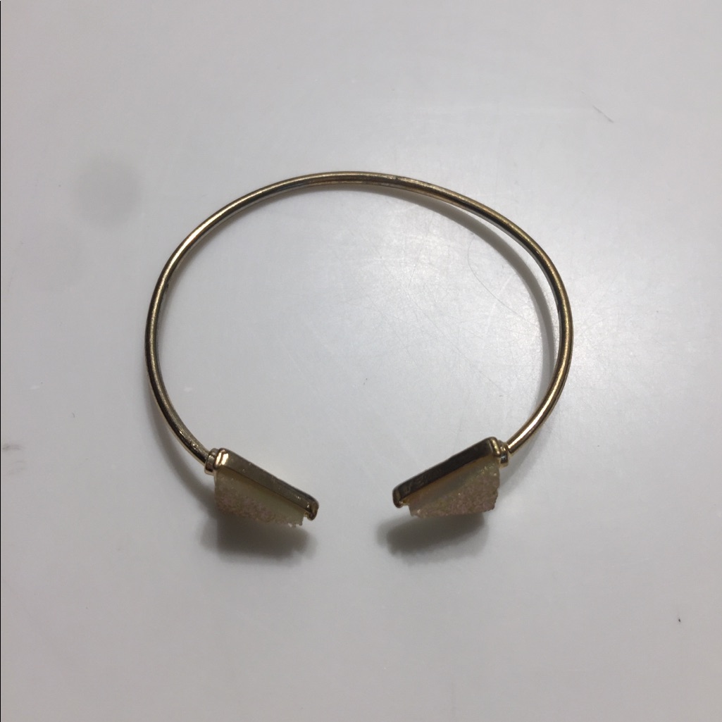 Triangle Bracelet